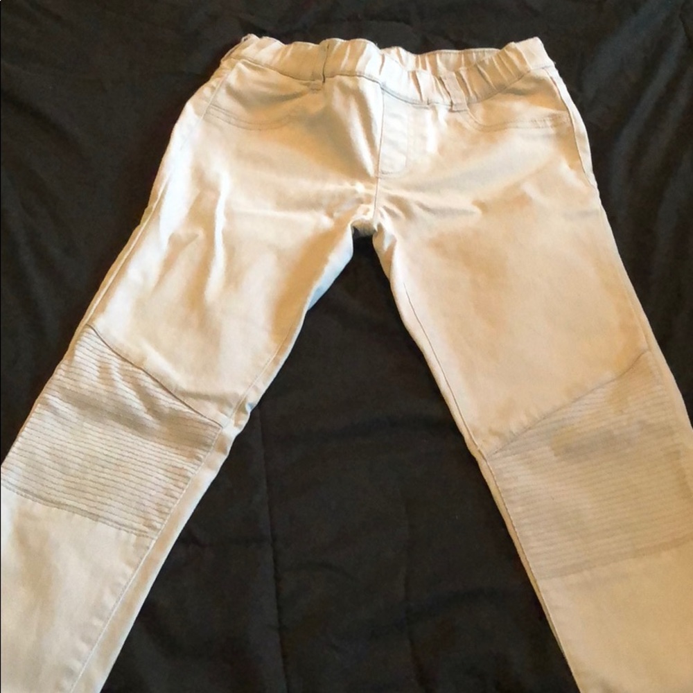 Girls grey pants